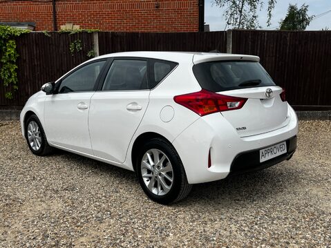Toyota Auris ICON VALVEMATIC 9