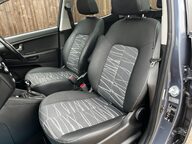 Kia Venga 4 21