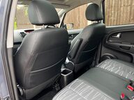Kia Venga 4 26