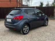 Kia Venga 4 8