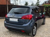 Kia Venga 4 13