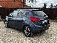 Kia Venga 4 10