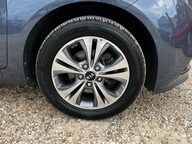 Kia Venga 4 17