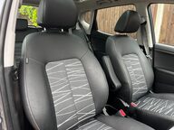 Kia Venga 4 24