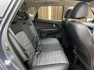 Kia Venga 4 28