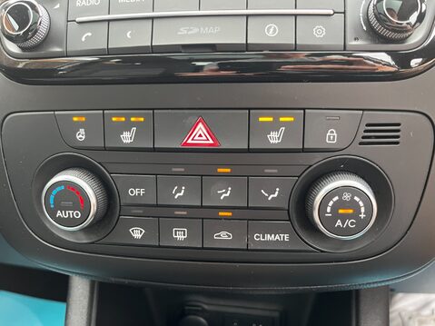 Kia Venga 4 37