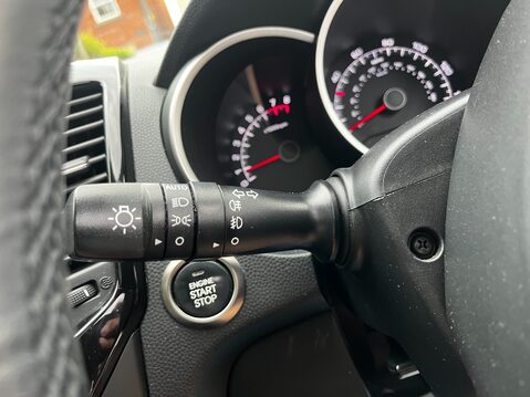 Kia Venga 4 41