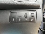 Kia Venga 4 43