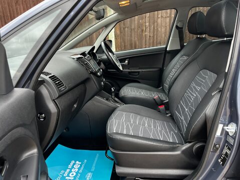 Kia Venga 4