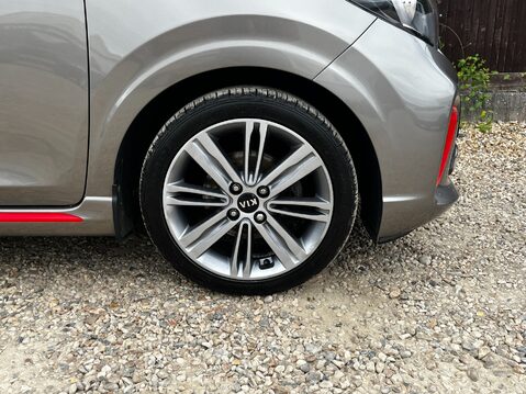 Kia Picanto GT-LINE S 17