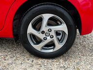 Toyota Yaris VVT-I ICON M-DRIVE S TSS 15