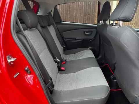Toyota Yaris VVT-I ICON M-DRIVE S TSS 27