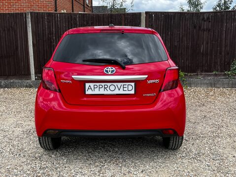Toyota Yaris VVT-I ICON M-DRIVE S TSS 8