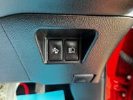 Toyota Yaris VVT-I ICON M-DRIVE S TSS 39