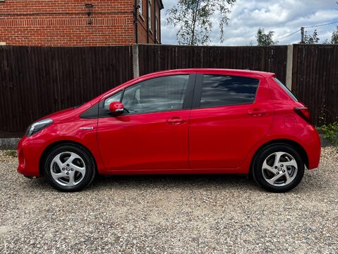 Toyota Yaris VVT-I ICON M-DRIVE S TSS 5