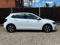 Volkswagen Polo SE TSI 6