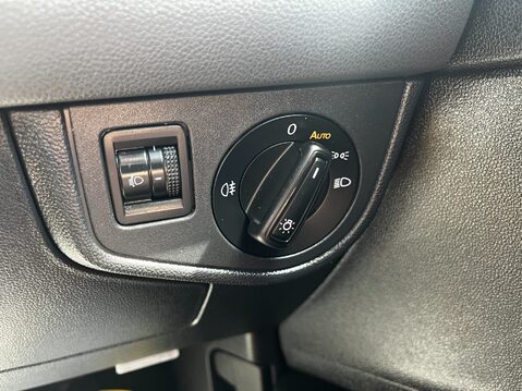 Volkswagen Polo SE TSI 37