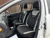 Dacia Sandero Stepway ESSENTIAL TCE 20