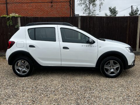 Dacia Sandero Stepway ESSENTIAL TCE 6