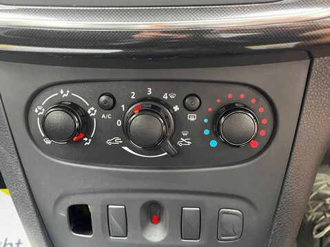 Dacia Sandero Stepway ESSENTIAL TCE 31