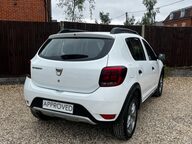 Dacia Sandero Stepway ESSENTIAL TCE 12