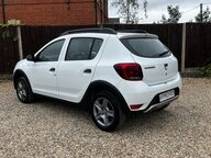 Dacia Sandero Stepway ESSENTIAL TCE 9