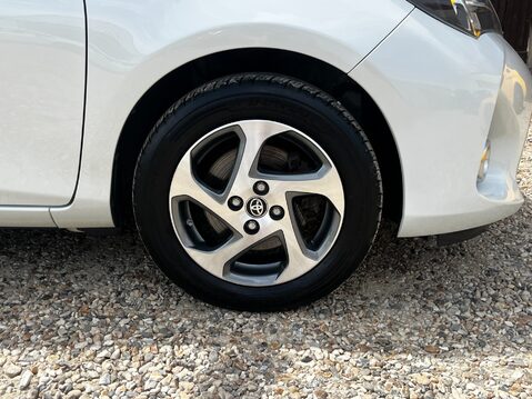 Toyota Yaris VVT-I ICON M-DRIVE S TSS 14