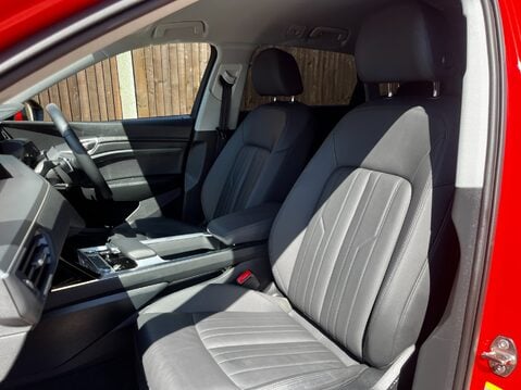 Audi E-Tron QUATTRO TECHNIK 20