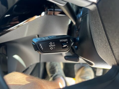 Audi E-Tron QUATTRO TECHNIK 40