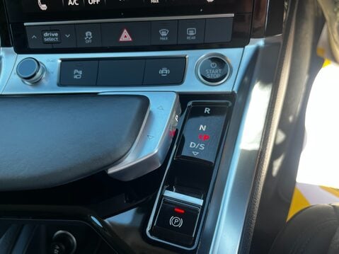 Audi E-Tron QUATTRO TECHNIK 45