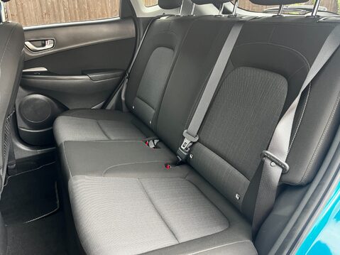 Hyundai KONA GDI PREMIUM 27