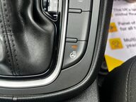 Hyundai KONA GDI PREMIUM 42