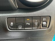 Hyundai KONA GDI PREMIUM 48
