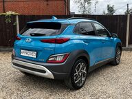 Hyundai KONA GDI PREMIUM 8