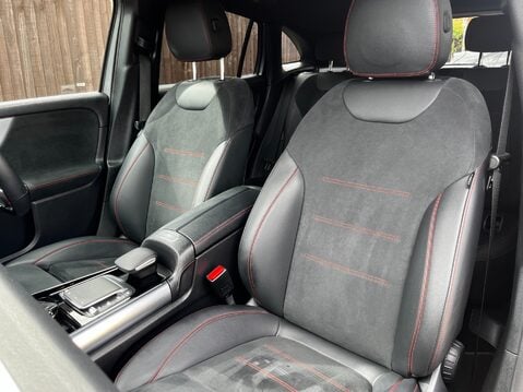 Mercedes-Benz EQA EQA 250 AMG LINE 21