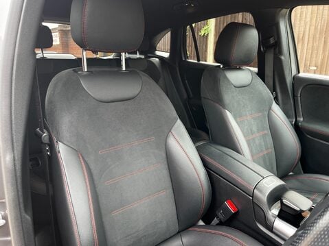 Mercedes-Benz EQA EQA 250 AMG LINE 25