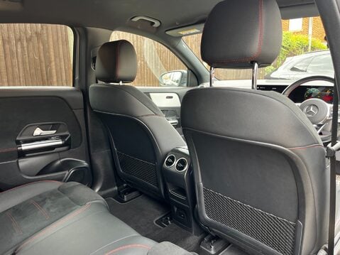 Mercedes-Benz EQA EQA 250 AMG LINE 31