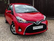 Toyota Yaris HYBRID ICON 11