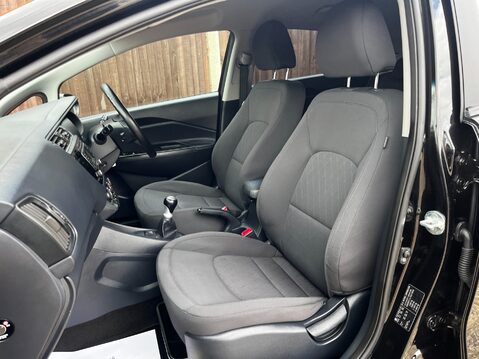 Kia Rio SR7 21