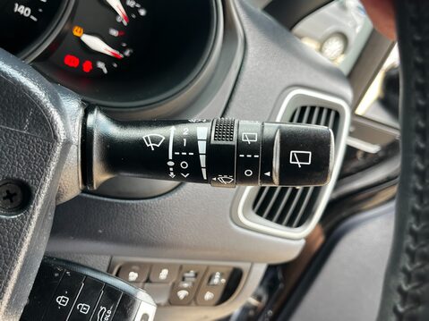 Kia Rio SR7 38