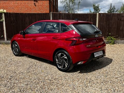 Hyundai i20 T-GDI SE CONNECT MHEV 9