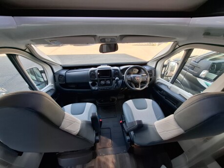 Swift Ascari 372 2024 Auto 6