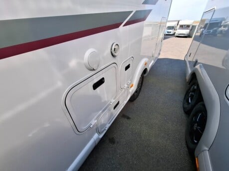 Rapido 8096DF 2024 AUTO 6