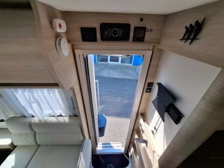Rapido 8096DF 2024 AUTO 8