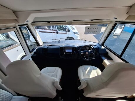 Rapido 8096DF 2024 AUTO 17
