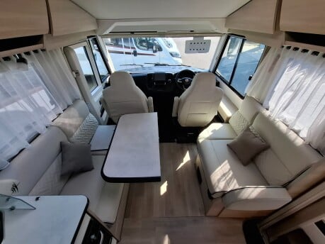 Rapido 8096DF 2024 AUTO 26