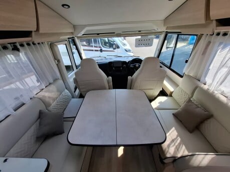 Rapido 8096DF 2024 AUTO 28