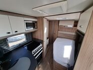 Swift Bessacarr 584 Auto Dinette 13