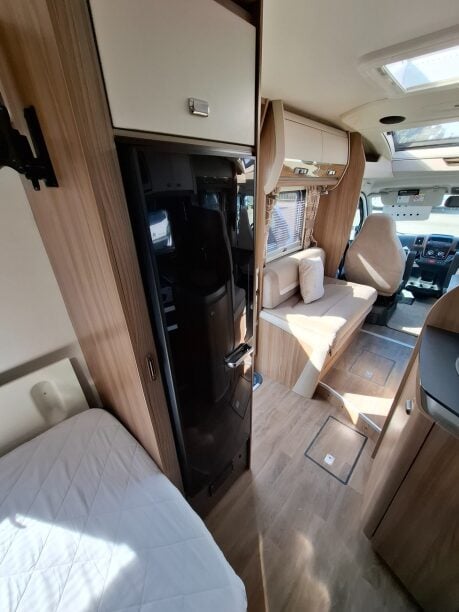 Swift Bessacarr 584 Auto Dinette 15