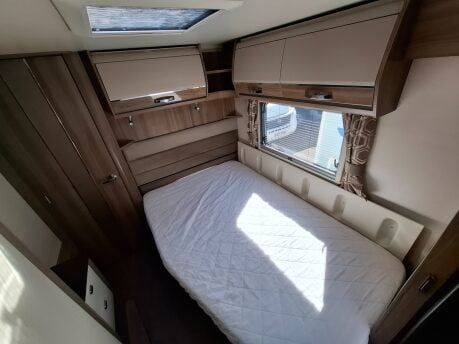 Swift Bessacarr 584 Auto Dinette 17